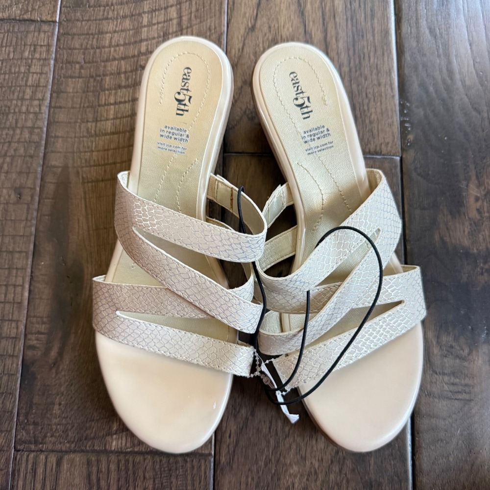 East 5th New Womens 8.5W Cream Metallic Snakeskin Low Wedge Slide Sandals - Picture 2 of 8